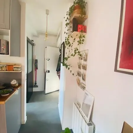 Appt Lumineux Avec Jolie Deco A Apartment Paris